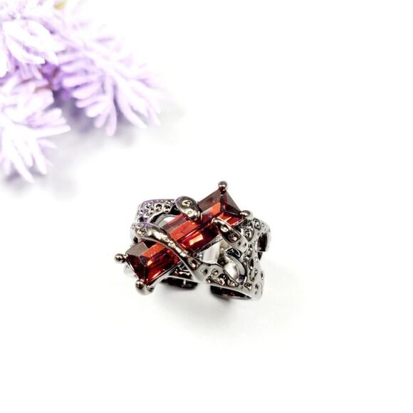 Brand New Top Fashion Titanium Red Stone Ring - Picture 4 of 7
